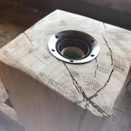 Ulme 15x15, Teilgeschliffen mit Testfassung